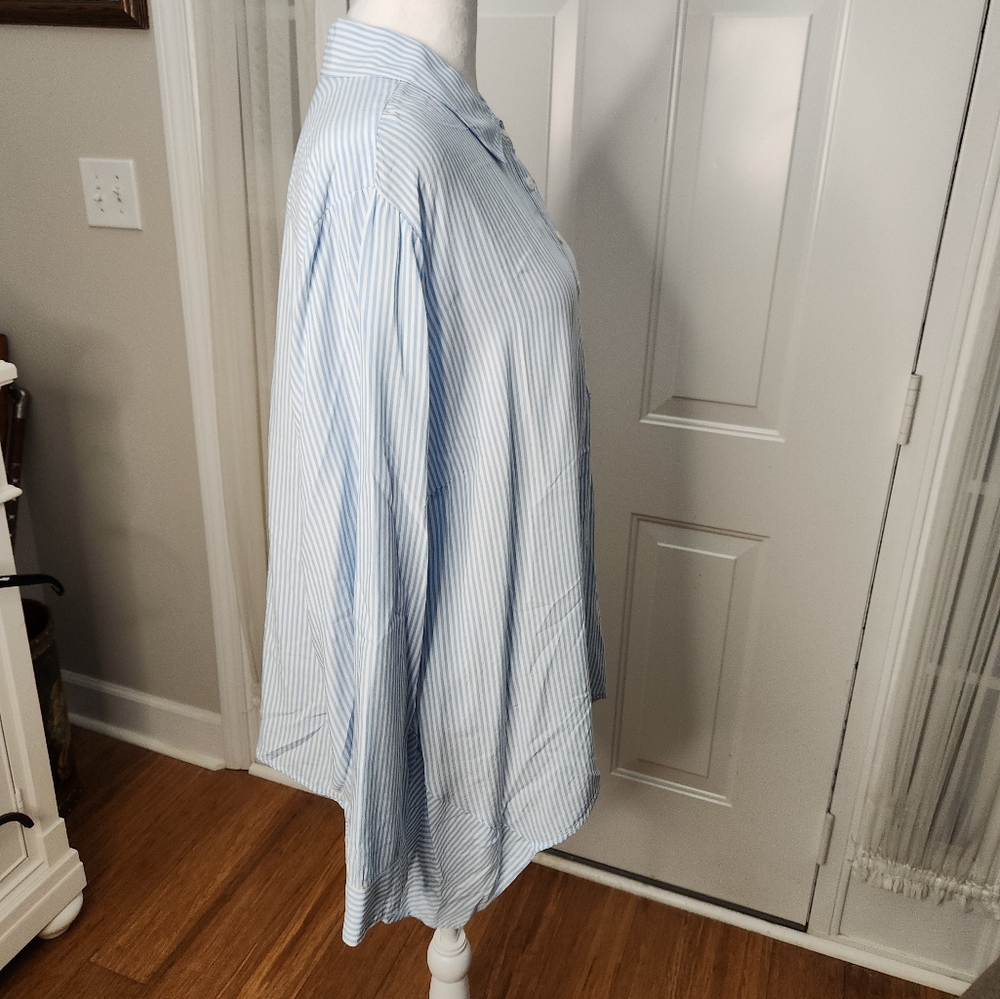 Premise Studio Woman Blue and White Roll Up Sleeves Size 1X Plus - Picture 5 of 8